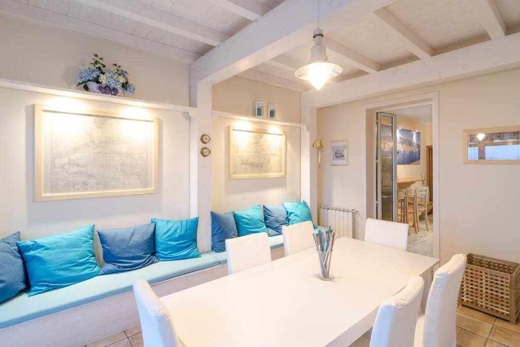 Casa Delle Zammare Fronte Mare Centro Storico Villa Riposto Exteriör bild