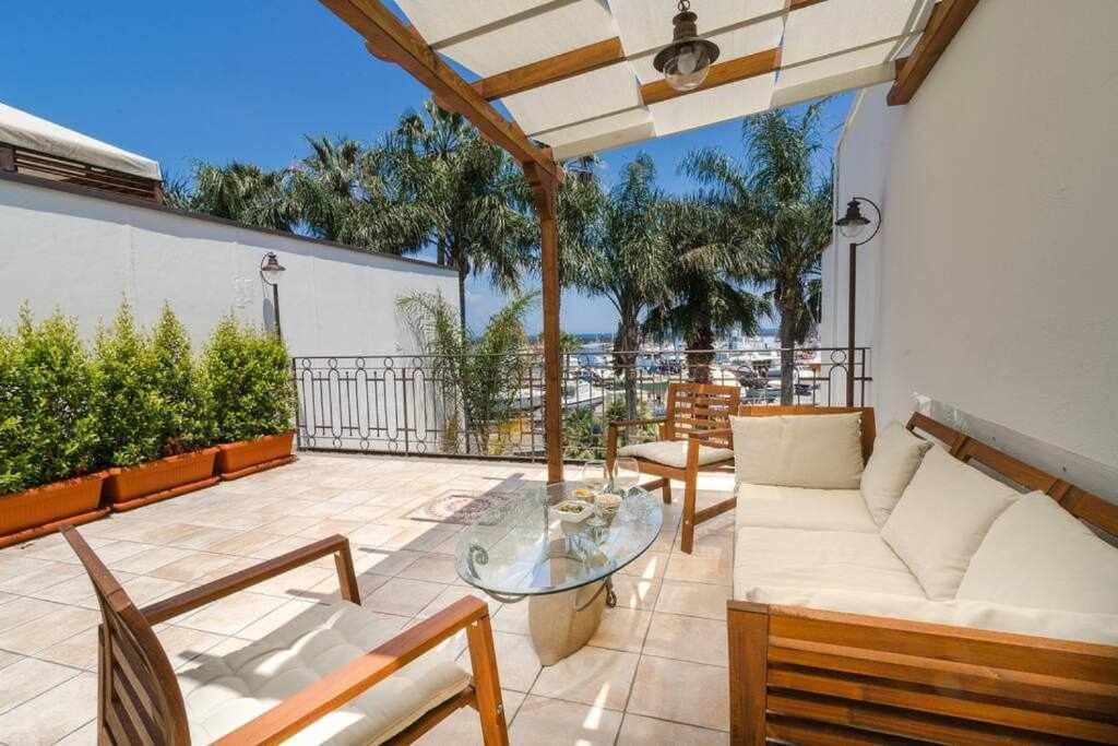 Casa Delle Zammare Fronte Mare Centro Storico Villa Riposto Exteriör bild