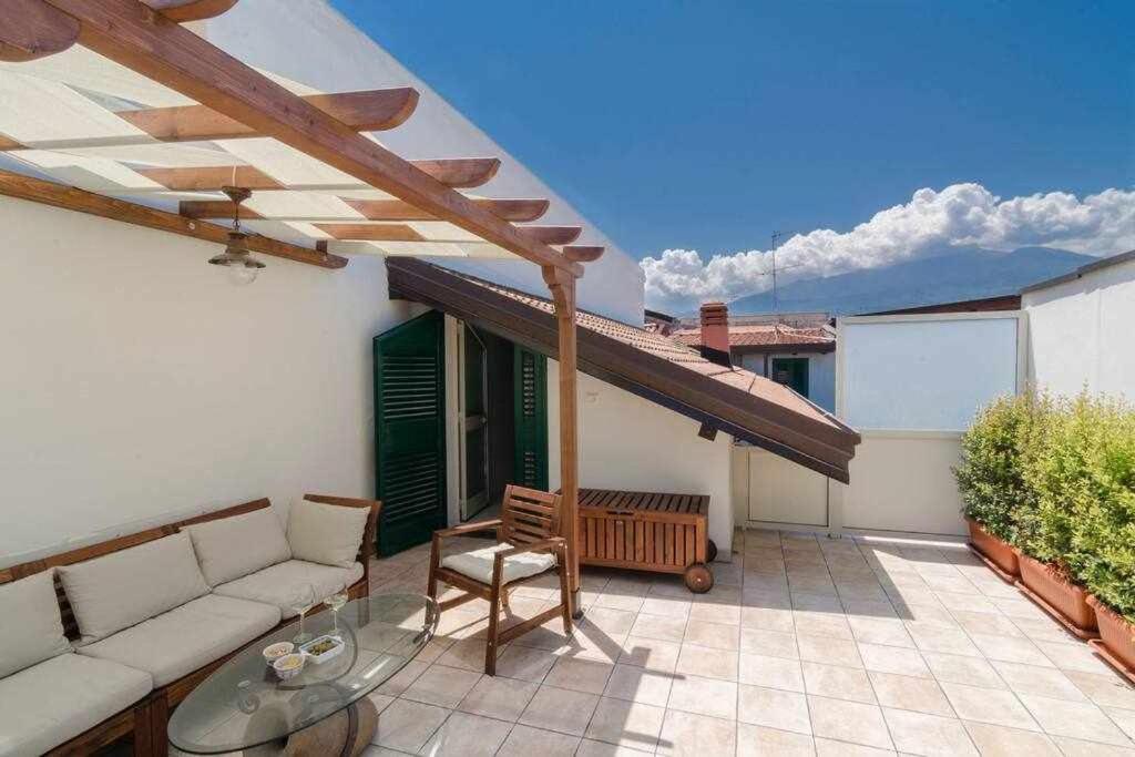 Casa Delle Zammare Fronte Mare Centro Storico Villa Riposto Exteriör bild